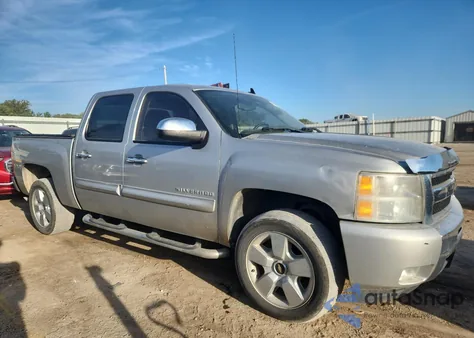 2011 Chevrolet Silverado C1500 Lt из США, поврежденный, VIN 3GCPCSE08BG104499